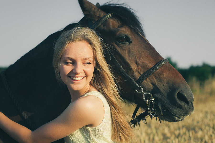 Styled Portrait Shoot with Horses in Buckinghamshire