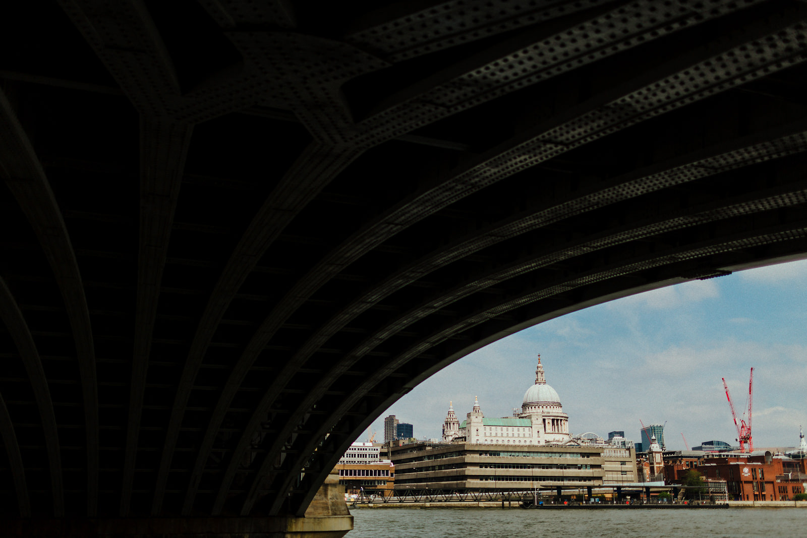 St Pauls pre wedding photo