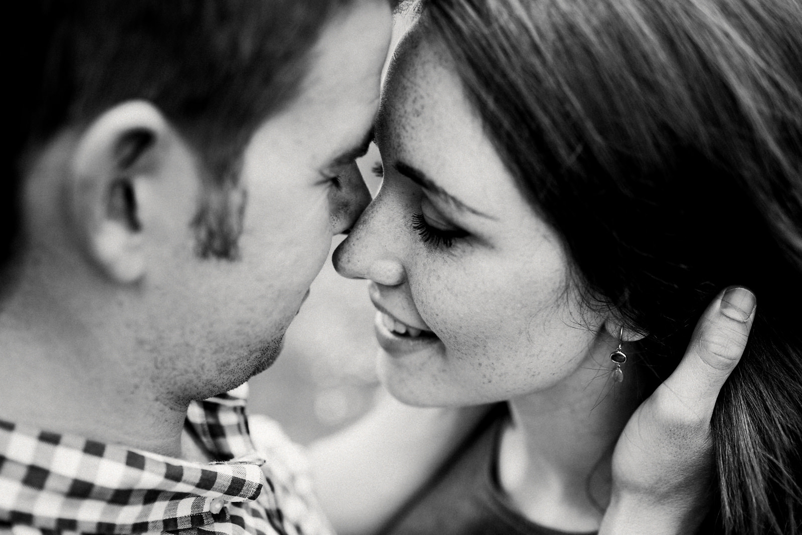 Relaxed Woodland Meadow Pre-wedding photography