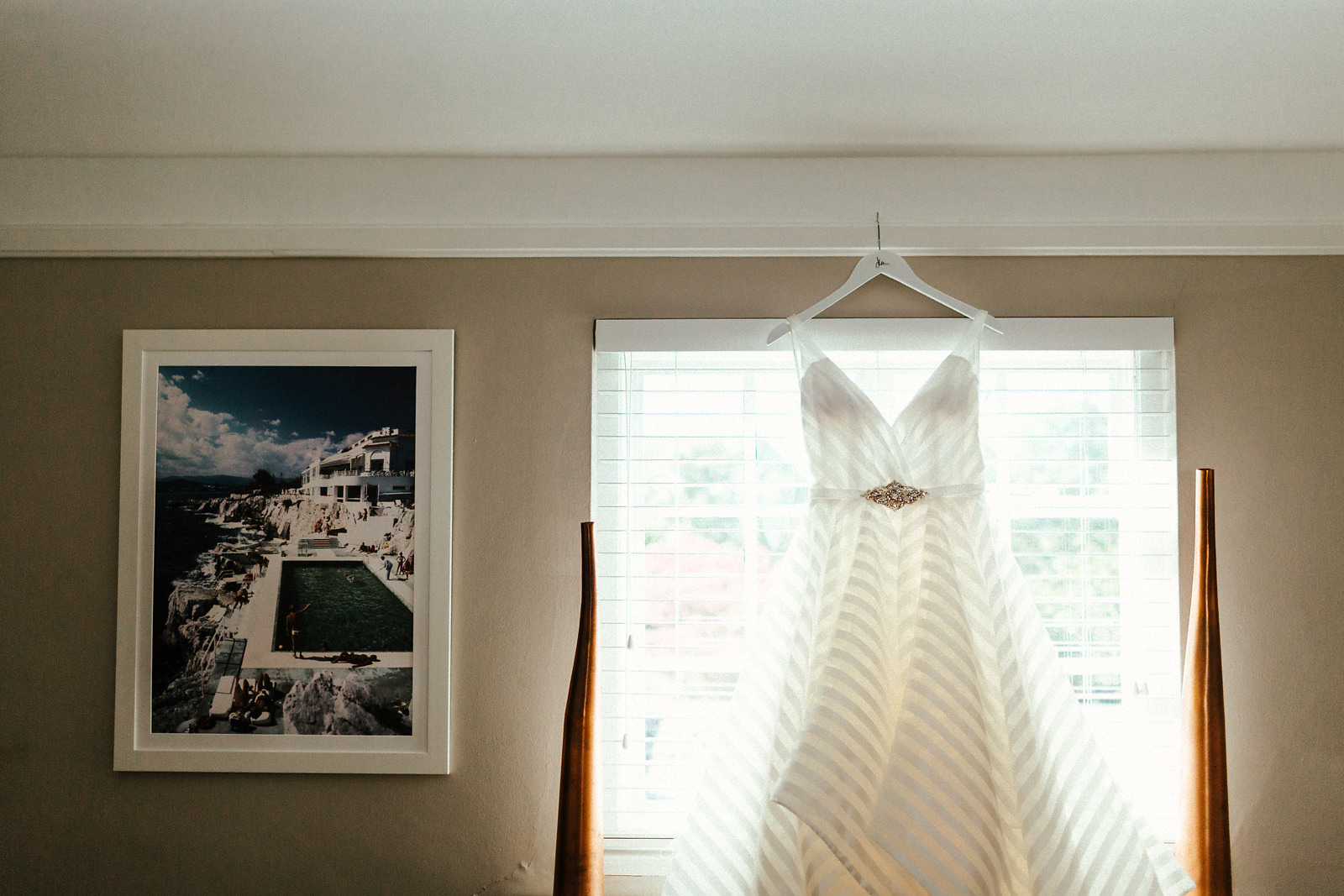 White sleeveless stripy wedding dress