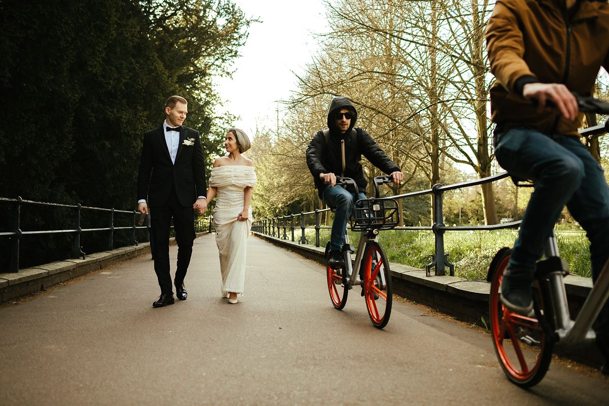 Engagement photos in Cambridge 