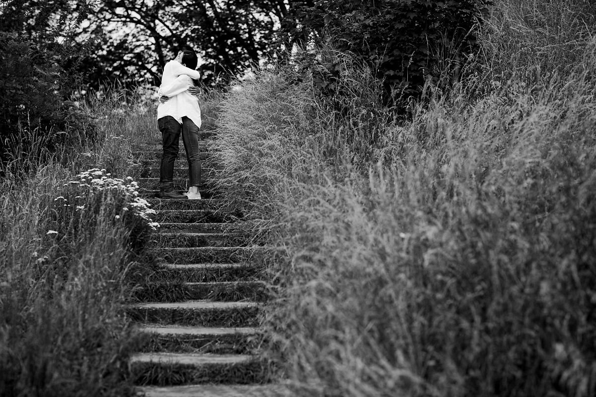 Cambridge Castle Mound couple shoot