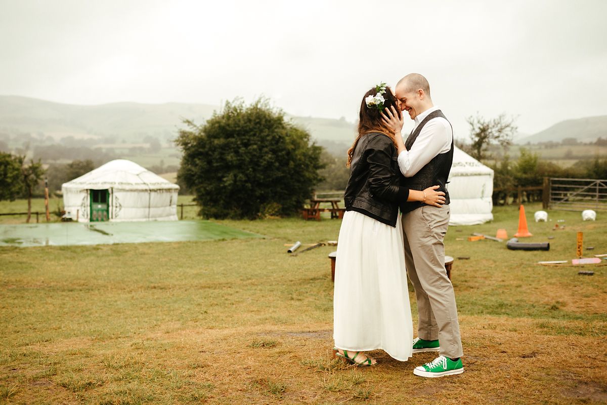 Barnutopia glamping wedding photography