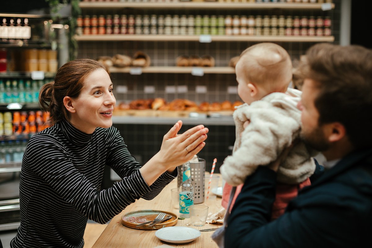 Fun Family photos in Hackney