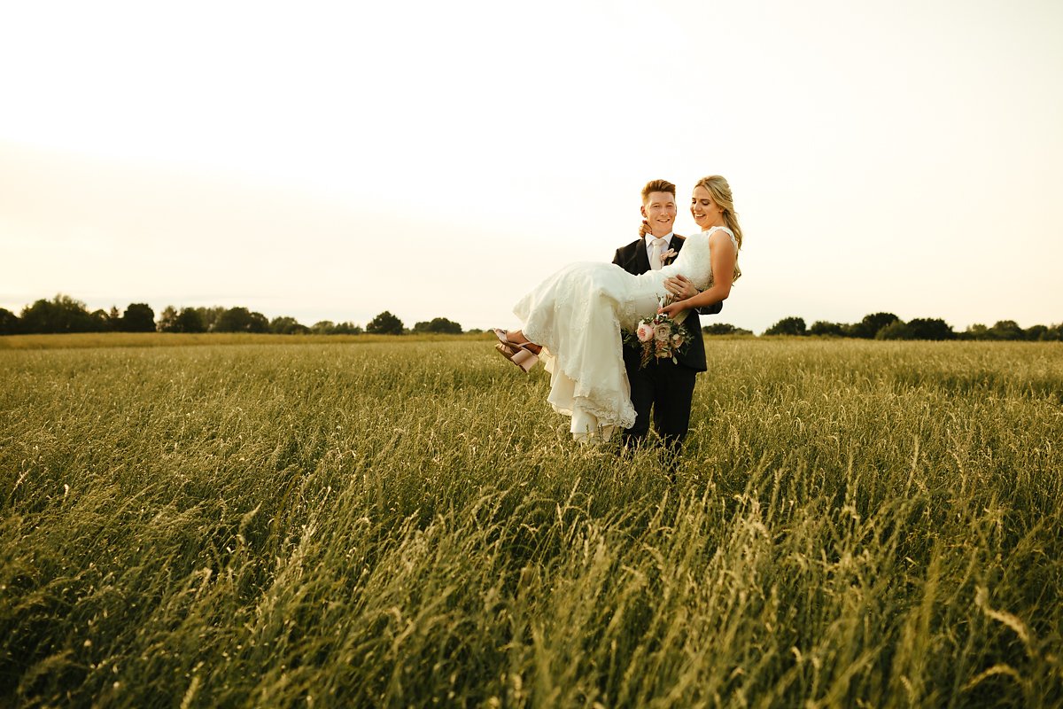 Meadowbrook Farm wedding photography