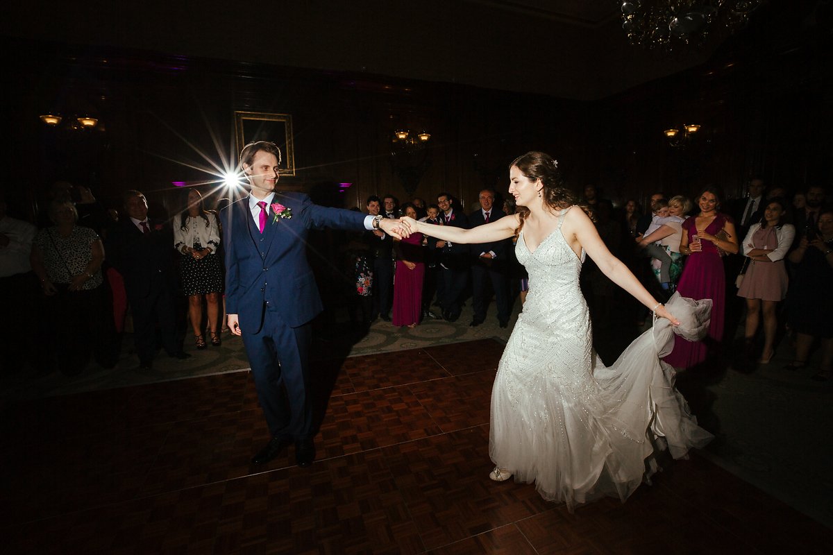 Creative off camera flash for first dance photography