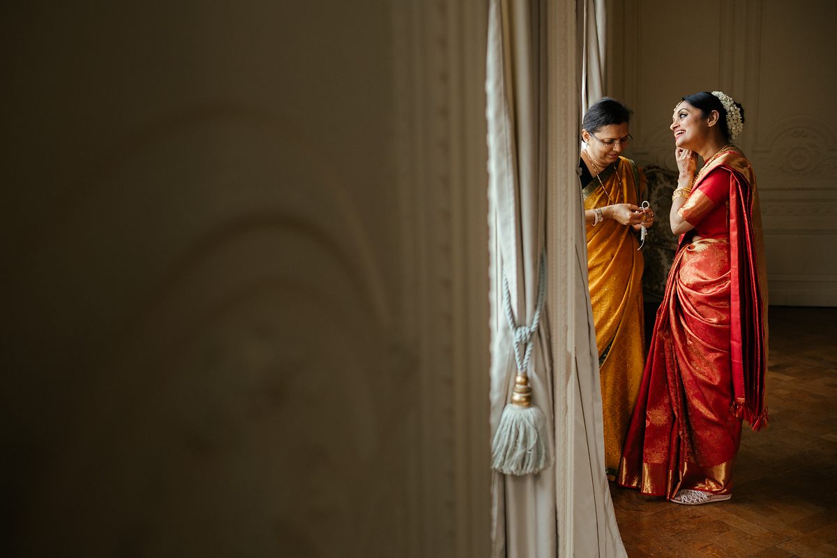 Hindu wedding photographer in London