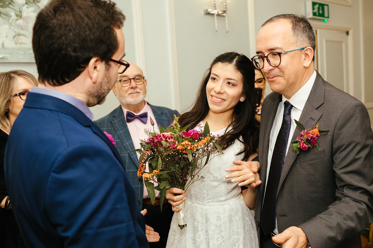 Arrival of the bride at Cambridge Town Hall