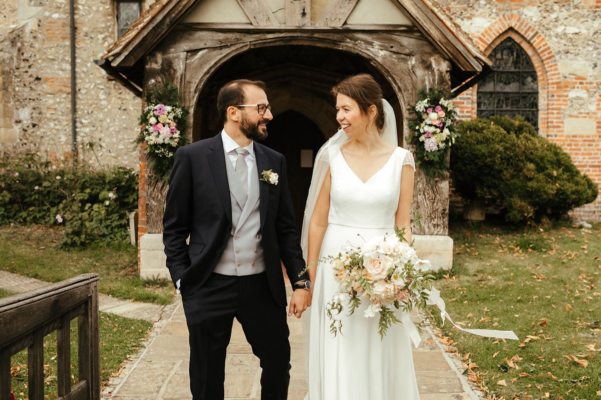 Chic intimate wedding in Little Missenden